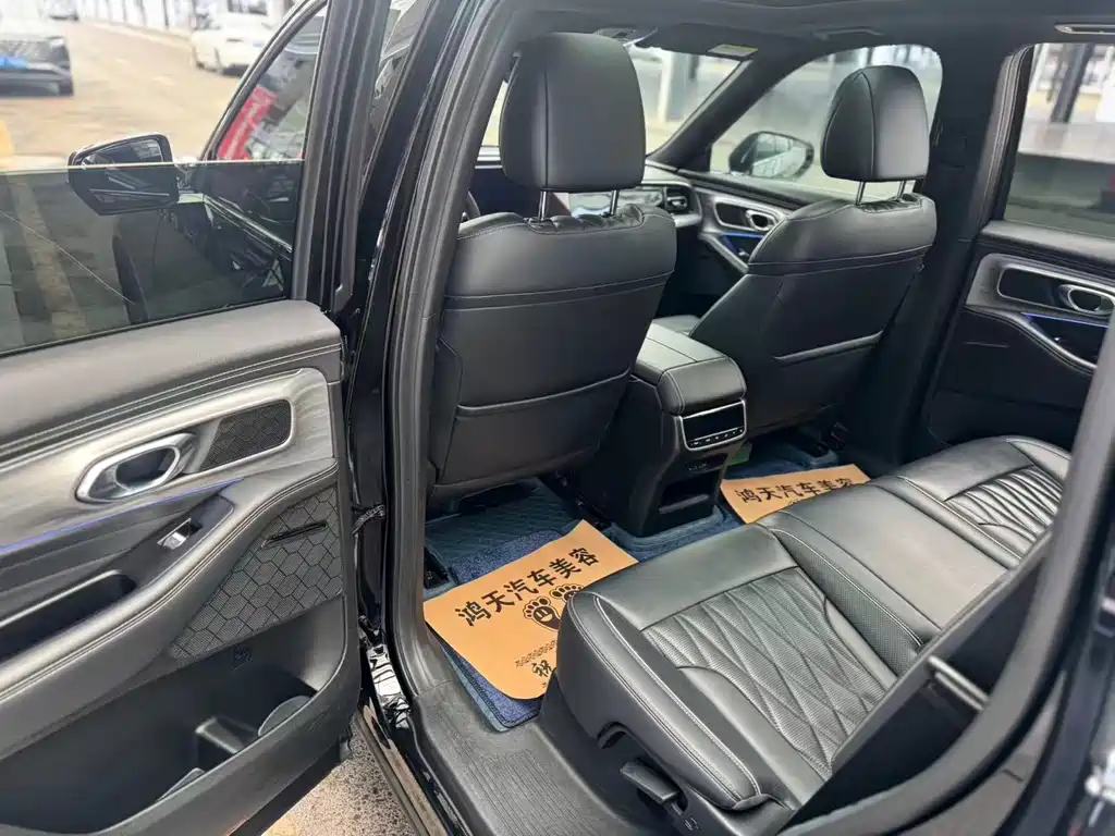 Trumpchi GS8 2022 Pilot Series 2.0TGDI 2WD Luxury Connected Edition (seven seats) купить на сайте DeffCars