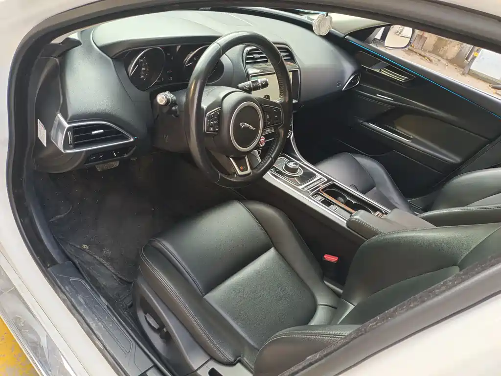 Jaguar XEL 2019 2.0T 200PS Elite Edition купить на сайте DeffCars