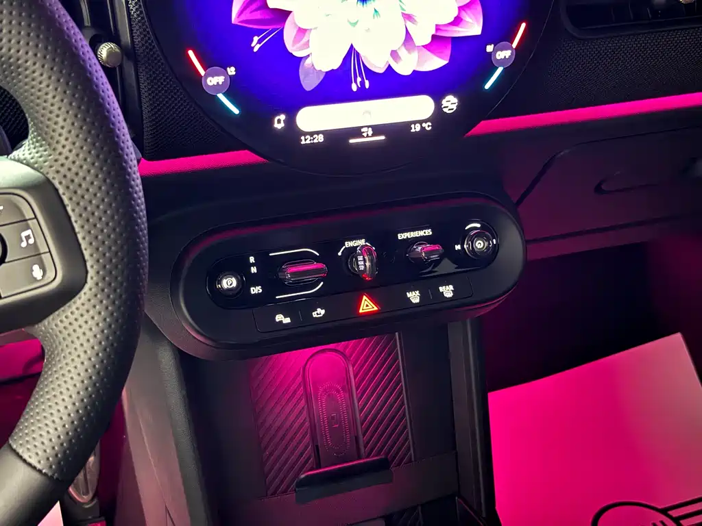 MINI JCW 2025 JOHN COOPER WORKS купить на сайте DeffCars