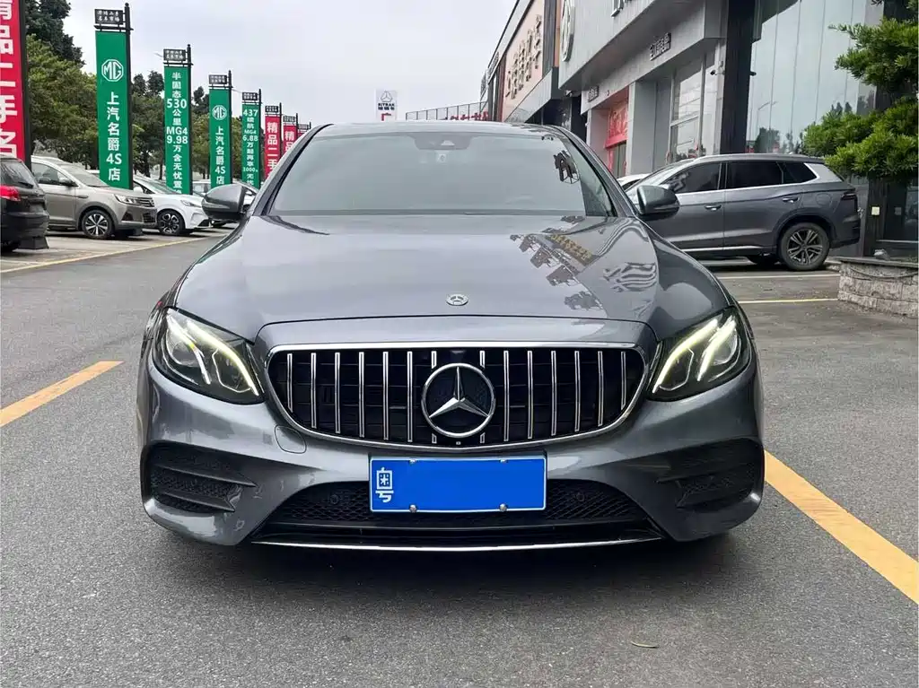 Mercedes-Benz E-Class 2016 E 300 L Sporty and Stylish купить на сайте DeffCars