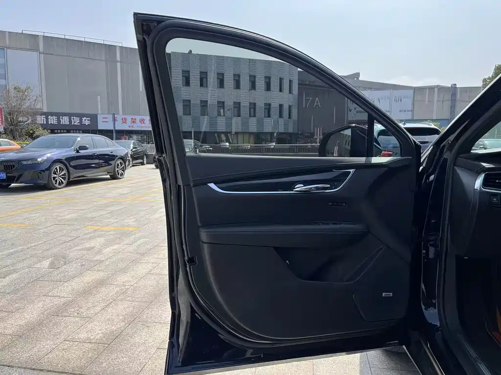 Cadillac XT5 2020 facelift 28T luxury model купить на сайте DeffCars