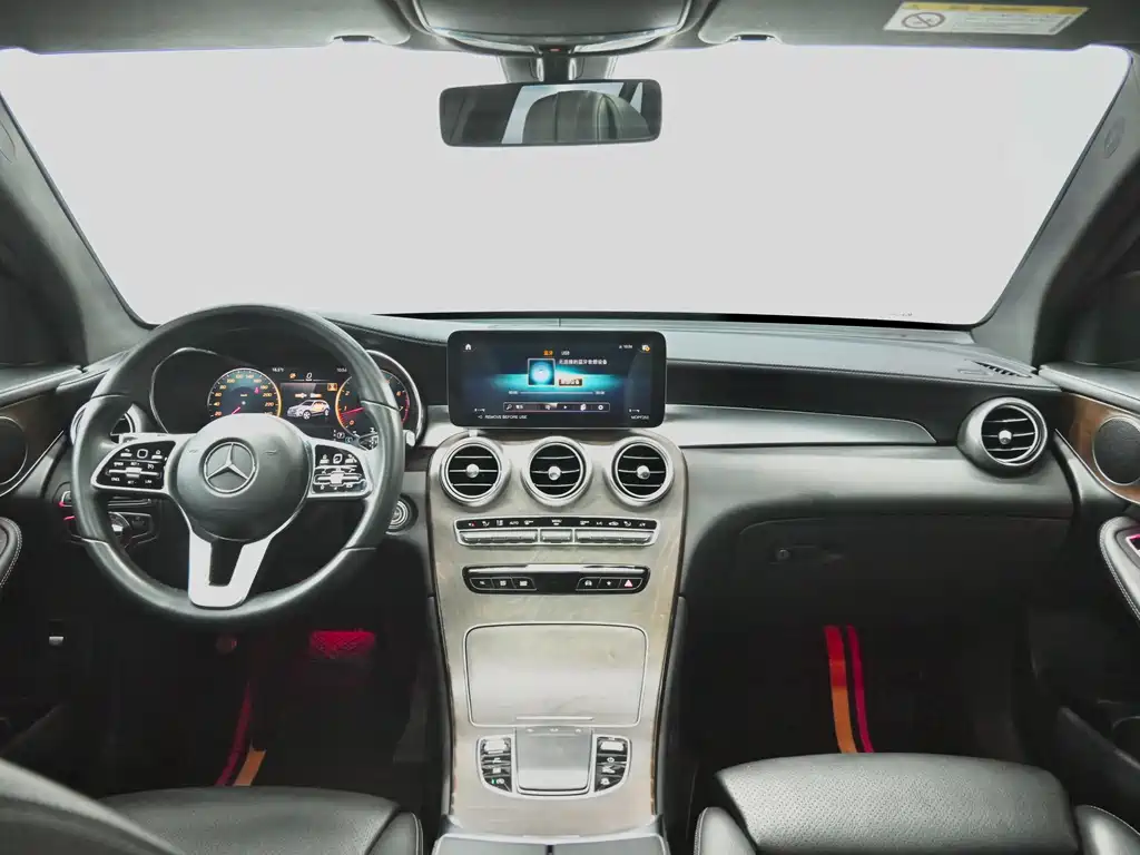 Mercedes-Benz GLC 2022 facelift 2 GLC 260 L 4MATIC luxury model купить на сайте DeffCars