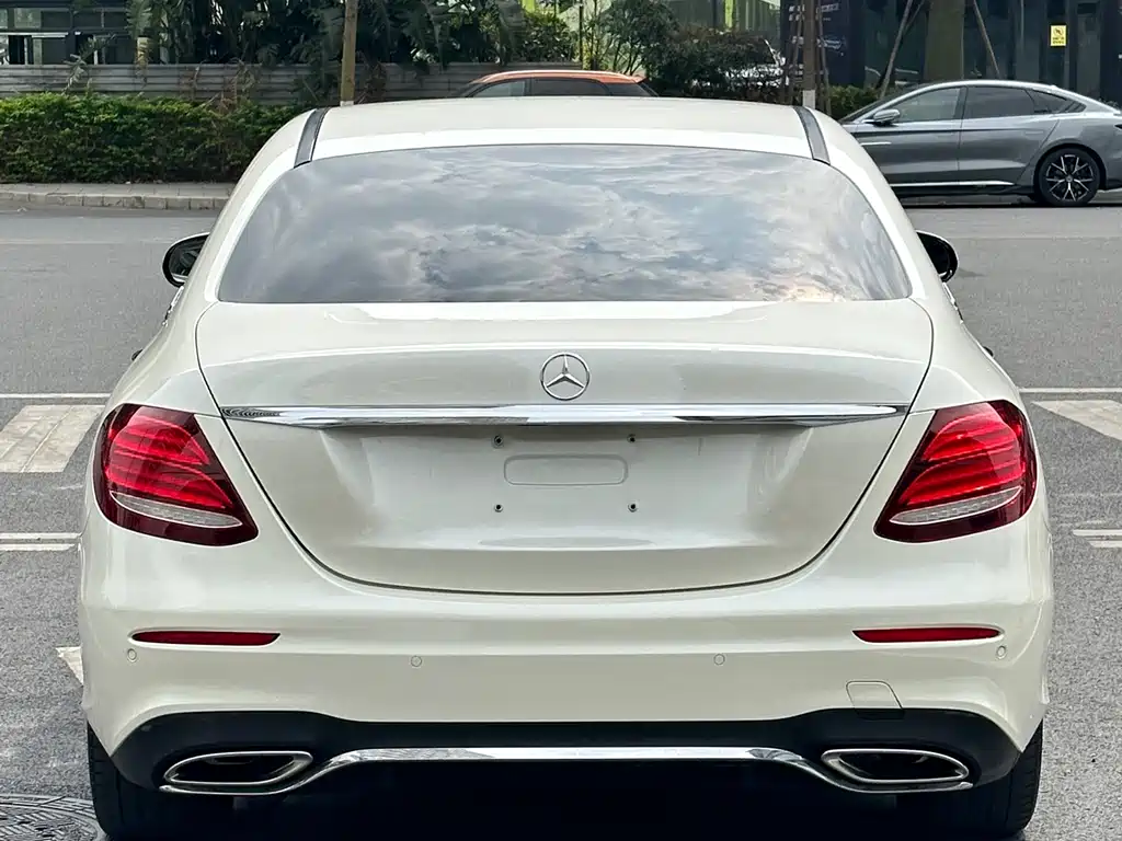 Mercedes-Benz E-Class 2018 facelift E 200 L sporty купить на сайте DeffCars
