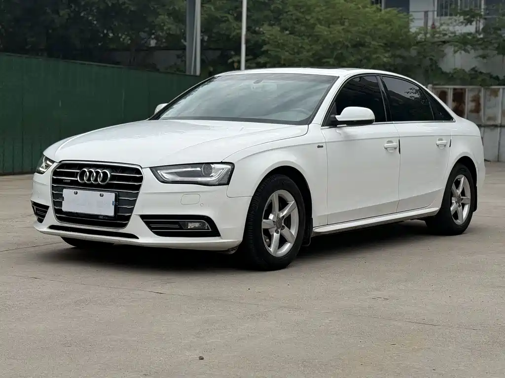 Audi A4L 2013 35 TFSI automatic standard купить на сайте DeffCars