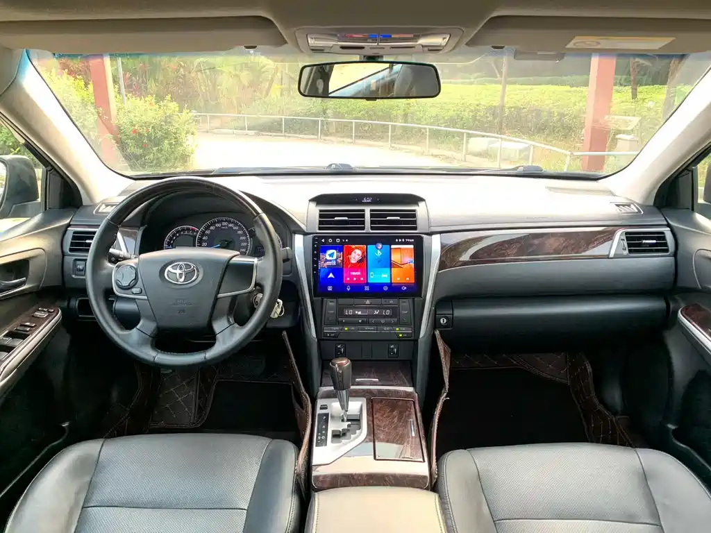 Camry 2016 2.0G 10th Anniversary Leading Edition купить на сайте DeffCars