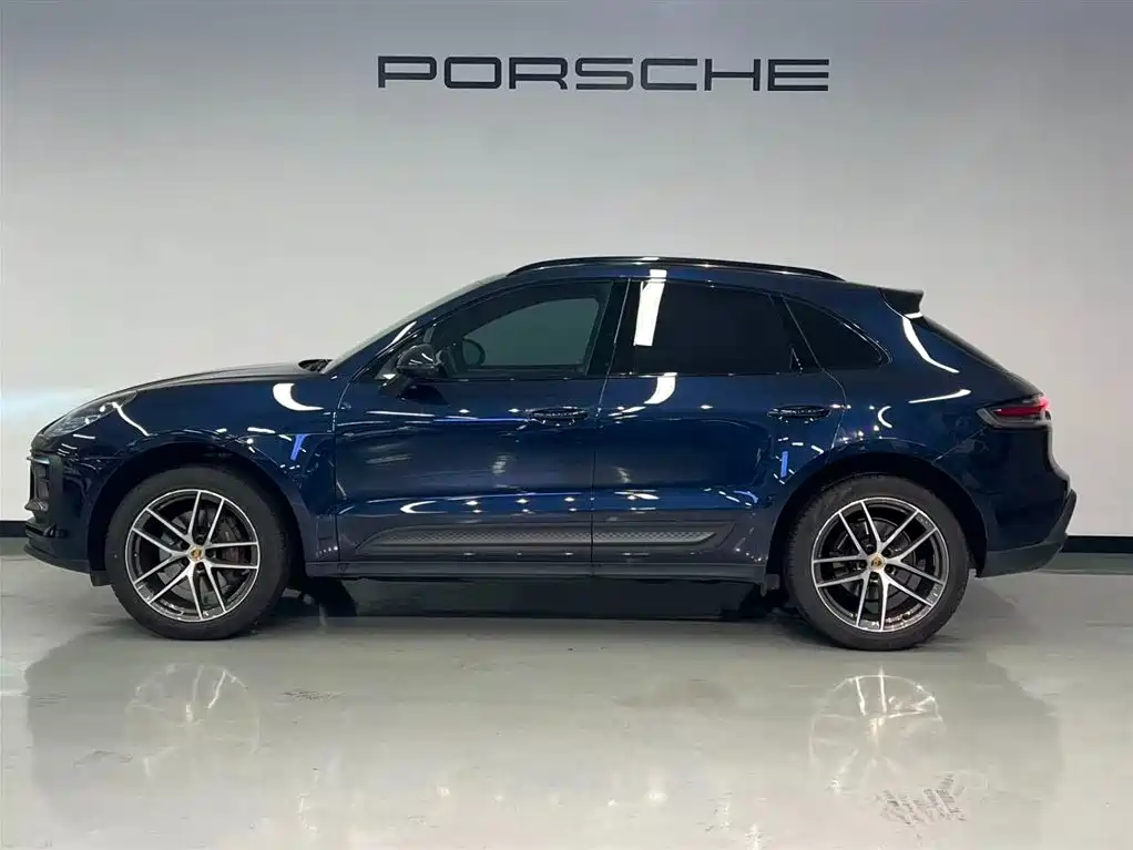 Macan 2023 Macan 2.0T купить на сайте DeffCars