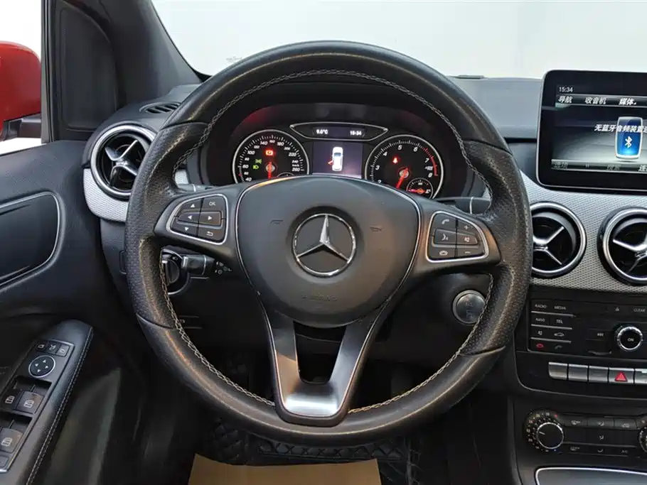 Mercedes-Benz B-Class 2017 B 200 Dynamic купить на сайте DeffCars