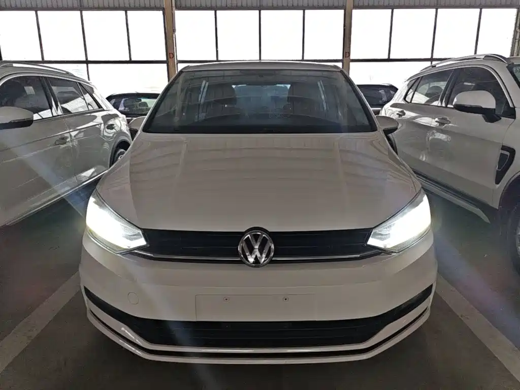 Touran 2018 TouranL 280TSI DSG Fashion Edition 7 Seater Country VI купить на сайте DeffCars