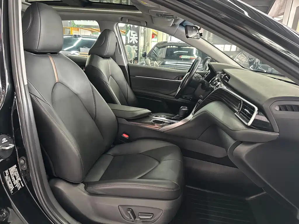 Camry 2019 2.5G Deluxe Edition National V купить на сайте DeffCars