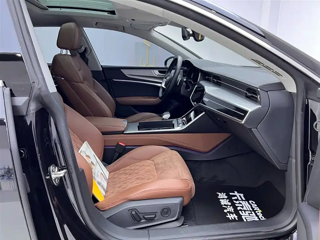 Audi A7L 2024 45 TFSI quattro luxury model купить на сайте DeffCars