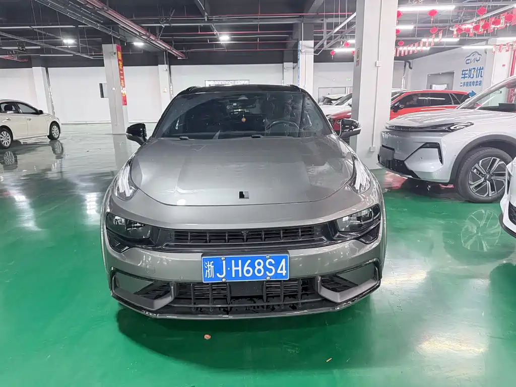 Lynk & Co 02 Hatchback 2022 2.0TD Pro купить на сайте DeffCars