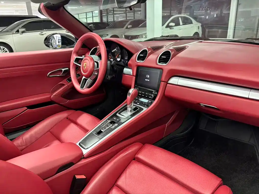 Porsche 718 2016 Boxster 2.0T купить на сайте DeffCars