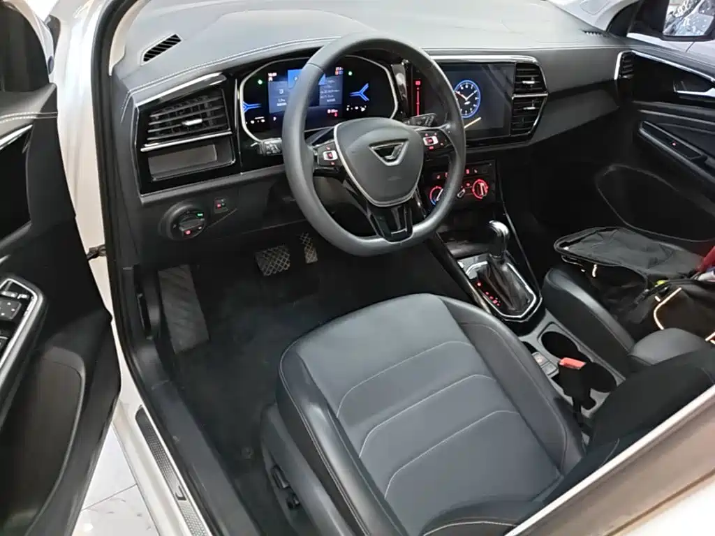 Jetta VS7 2022 Panda (Geome) Edition 1.4T Automatic Delight Pro купить на сайте DeffCars