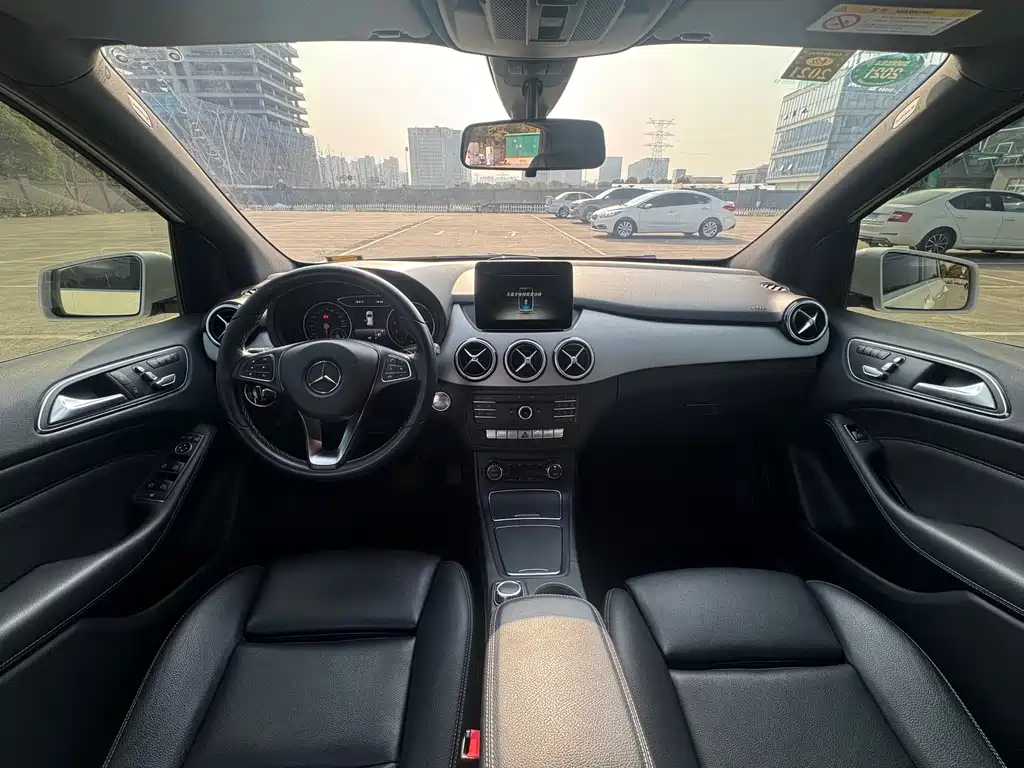 Mercedes-Benz B-Class 2017 B 200 Fashion Model купить на сайте DeffCars