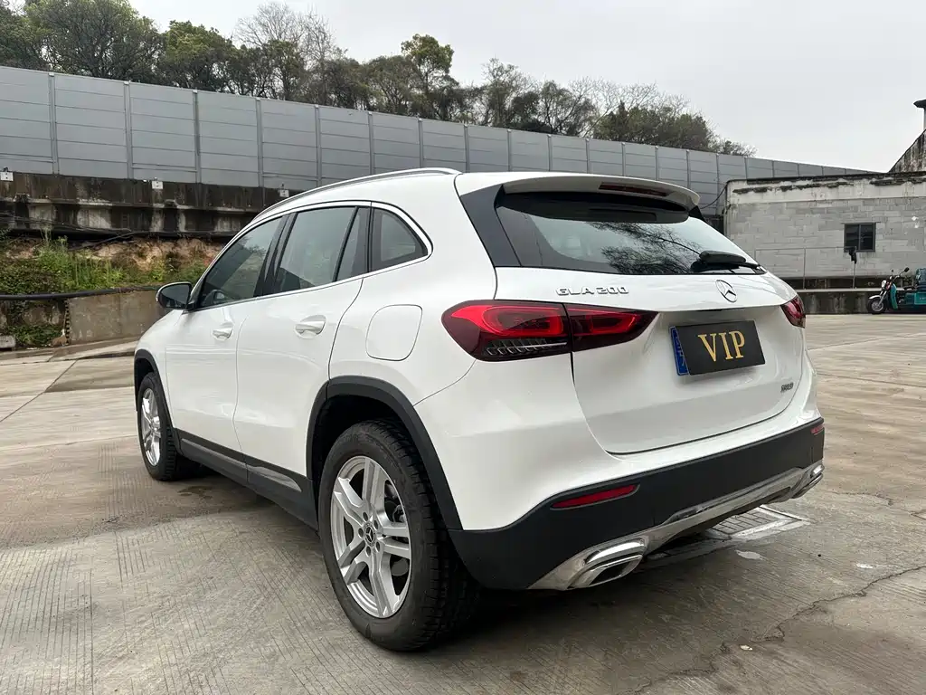 Mercedes-Benz GLA 2023 GLA 200 купить на сайте DeffCars
