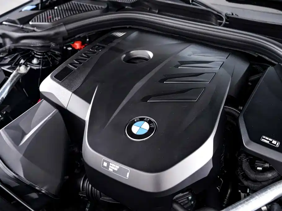 BMW 5 Series 2024 530Li Exclusive Luxury Package купить на сайте DeffCars