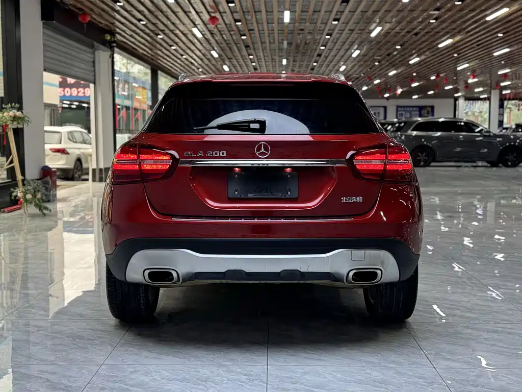 Mercedes-Benz GLA 2018 GLA 200 Dynamic купить на сайте DeffCars