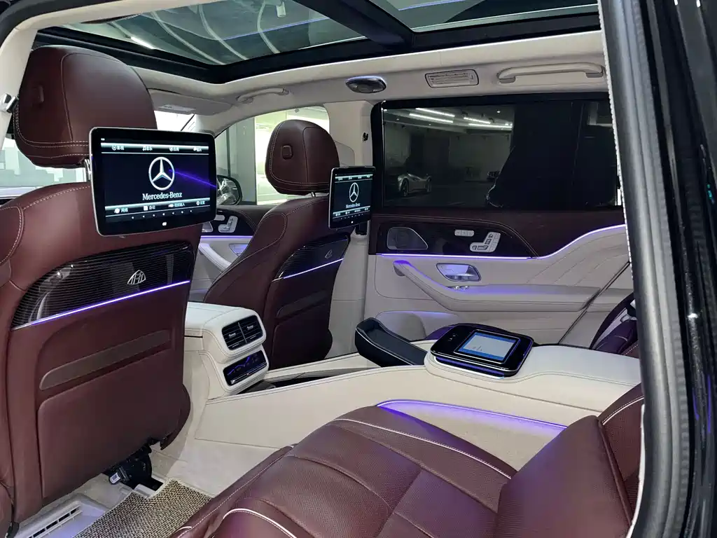 Maybach GLS 2021 GLS 600 4MATIC Gift Edition купить на сайте DeffCars