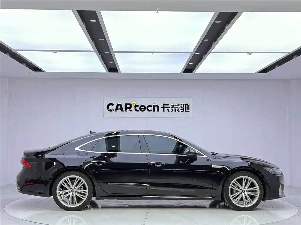 Audi A7L 2024 45 TFSI quattro luxury model купить на сайте DeffCars