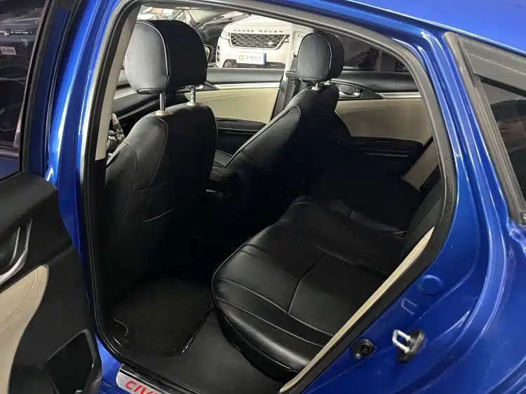 Civic 2016 220TURBO CVT Deluxe Edition купить на сайте DeffCars