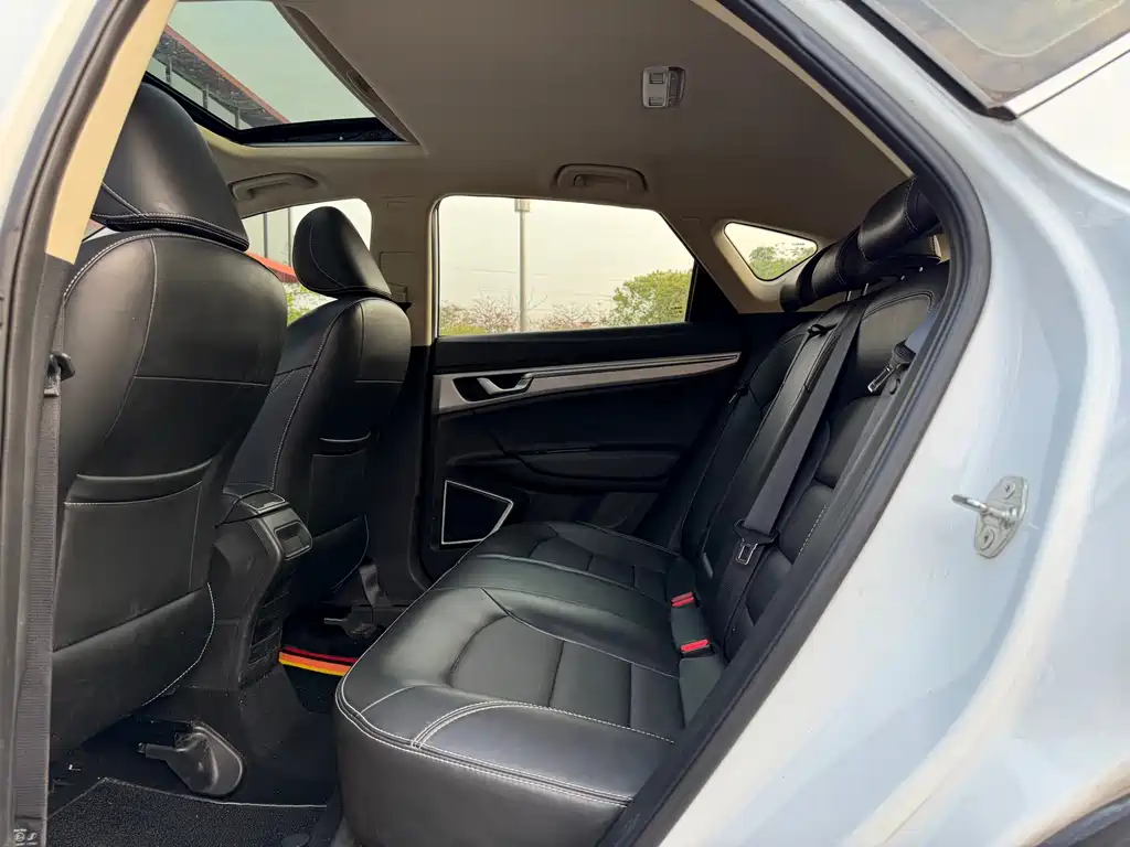 Emgrand GS 2019 1.4T CVT Ya купить на сайте DeffCars