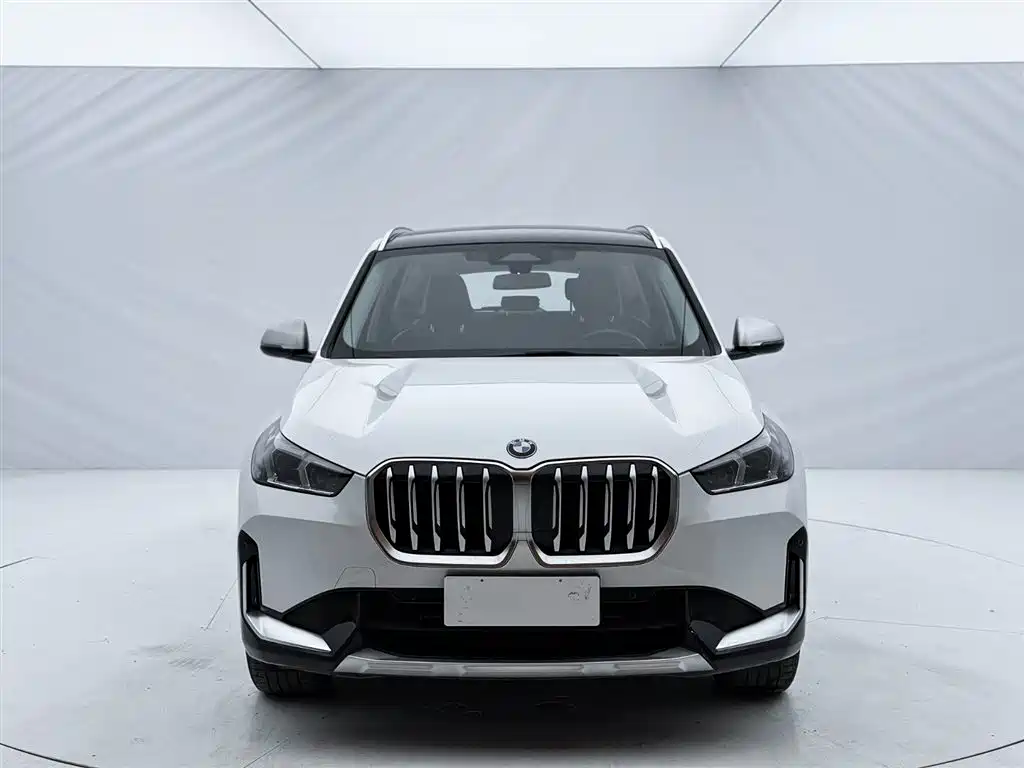 BMW X1 2023 sDrive20Li X Design Package купить на сайте DeffCars