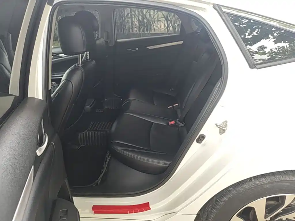 Civic 2016 220TURBO CVT Deluxe Edition купить на сайте DeffCars