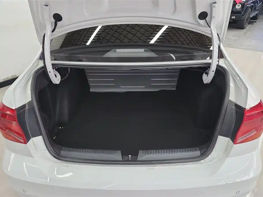 Jetta 2019 Dream Edition 1.5L Automatic Fashion Model купить на сайте DeffCars
