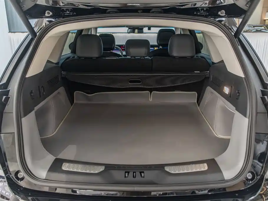 Voyager 2025 2.0T four-wheel drive exclusive edition купить на сайте DeffCars