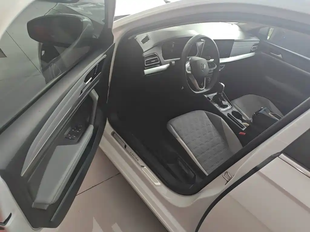 LAVIDA 2023 280TSI DSG Manyi Edition купить на сайте DeffCars