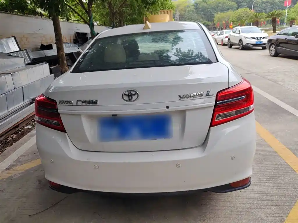 YARiS L 2020 1.5L CVT leading version купить на сайте DeffCars