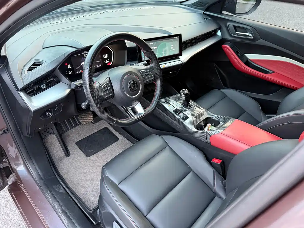 MG5 2021 facelift 300TGI DCT Green Luxury Edition купить на сайте DeffCars