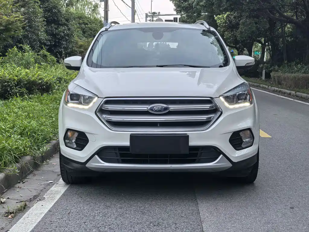 Kuga 2017 EcoBoost 180 two-wheel drive Tiger Leap model купить на сайте DeffCars