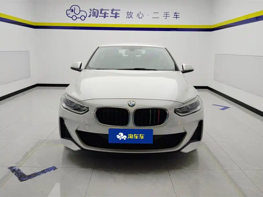 BMW 1 Series 2021 120i M Sports Edition купить на сайте DeffCars