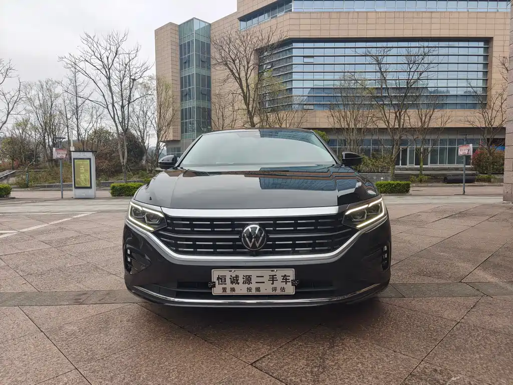 Passat 2023 facelift 330TSI luxury version купить на сайте DeffCars