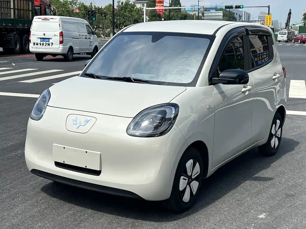 Hongguang MINIEV 2025 fourth generation four-door version advanced model купить на сайте DeffCars