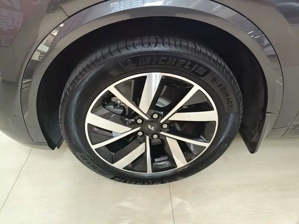 Ideal L8 2023 Air купить на сайте DeffCars