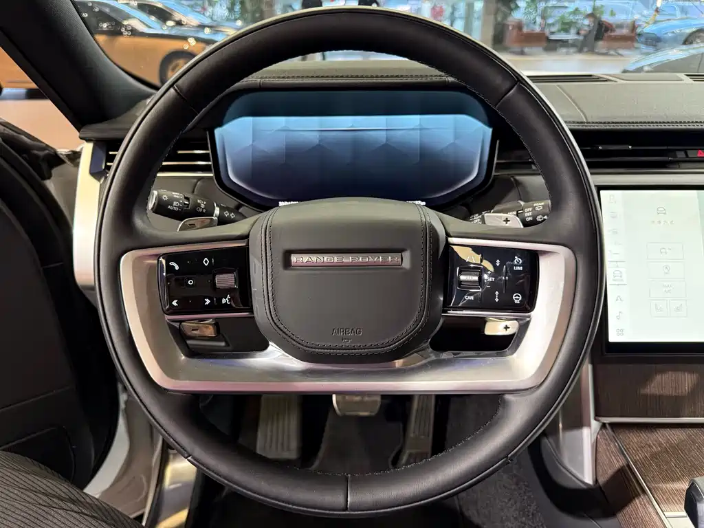 Range Rover 2024 3.0 L6 400PS Extended Edition купить на сайте DeffCars