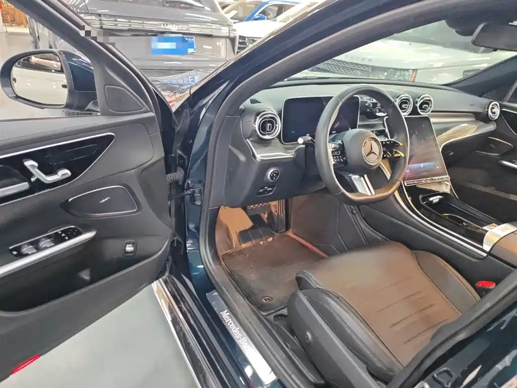 Mercedes-Benz C-Class 2023 facelift C 260 L sports version купить на сайте DeffCars