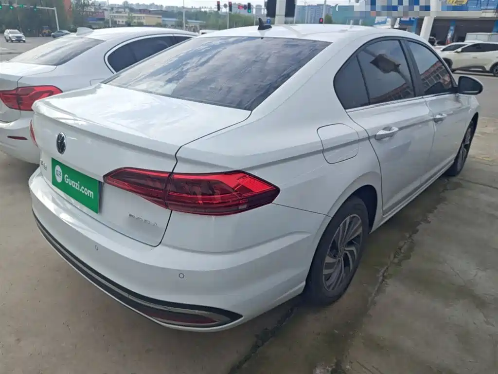 Bora 2025 200TSI DSG Yue Xing Navigation Edition купить на сайте DeffCars
