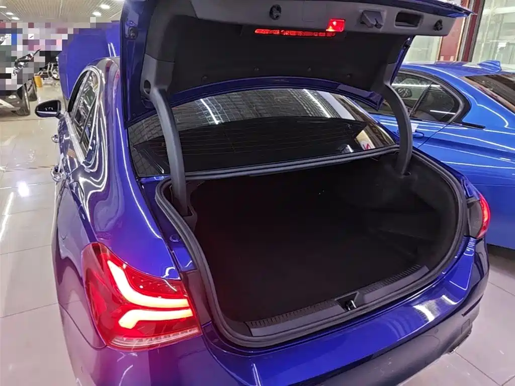 Mercedes-Benz A-Class 2020 Facelift A 200 L Sports Sedan Fashionable купить на сайте DeffCars