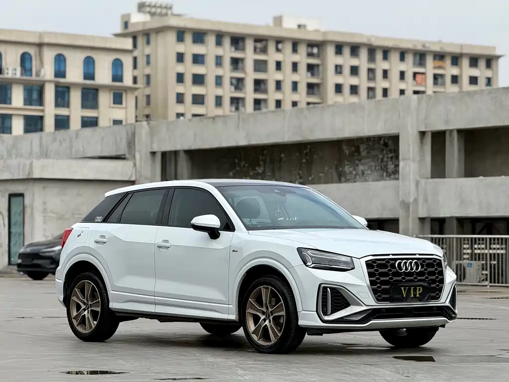 Audi Q2L 2022 35 TFSI fashionable and dynamic купить на сайте DeffCars