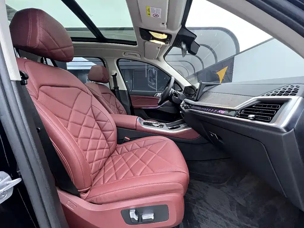 BMW X5 2025 xDrive 30Li Exclusive M Sports Night Package купить на сайте DeffCars