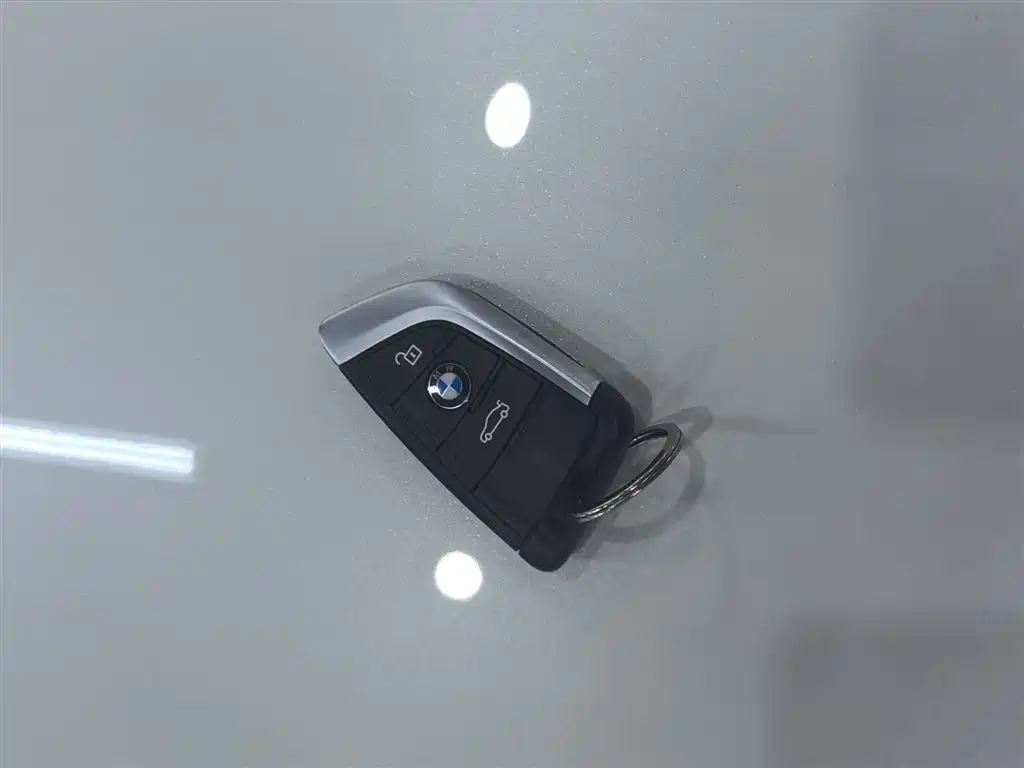 BMW X1 2022 facelift xDrive25Li exclusive model купить на сайте DeffCars