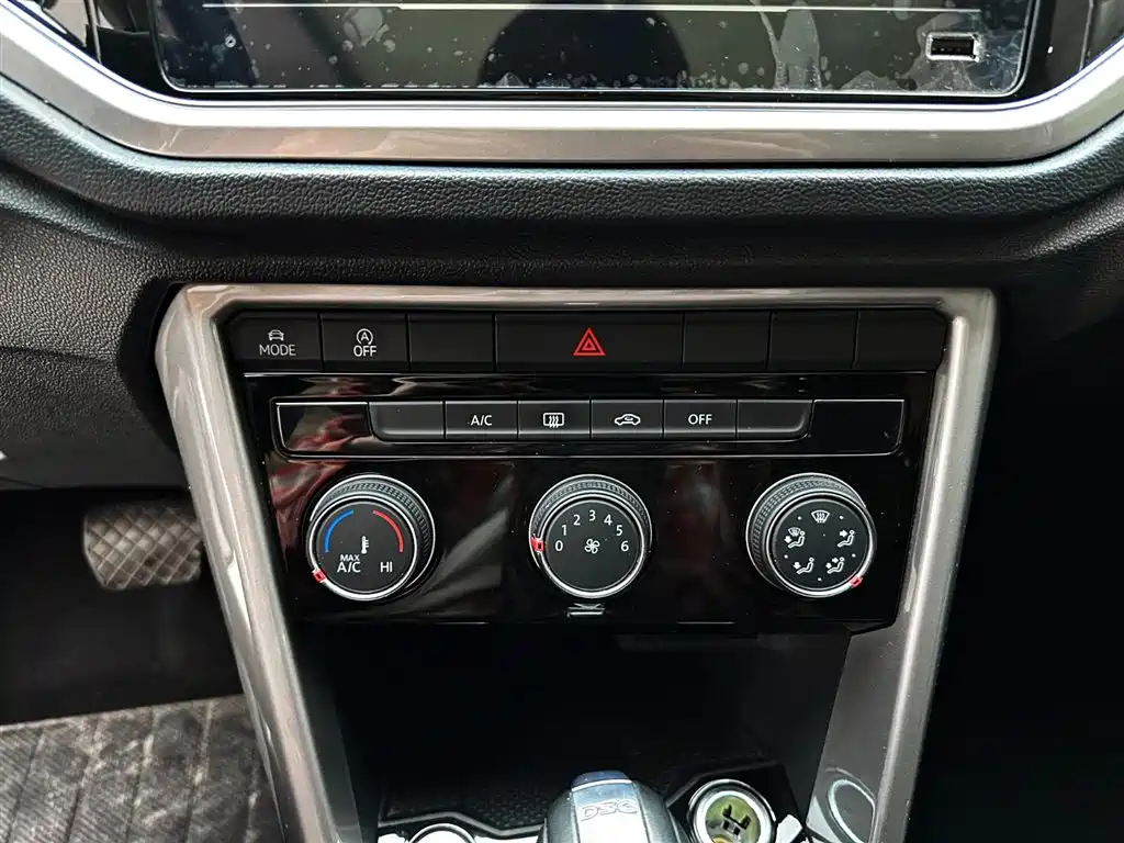T-ROC 2022 model 280TSI DSG two-wheel drive elite PLUS купить на сайте DeffCars