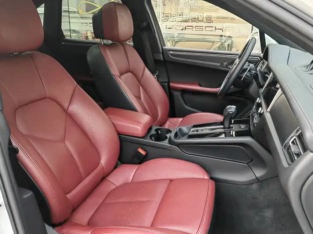 Macan 2021 Macan 2.0T купить на сайте DeffCars