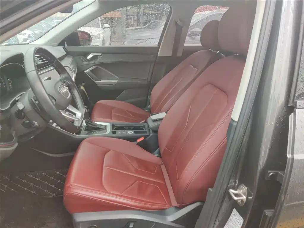Audi Q3 2021 35 TFSI Advanced Life Edition купить на сайте DeffCars