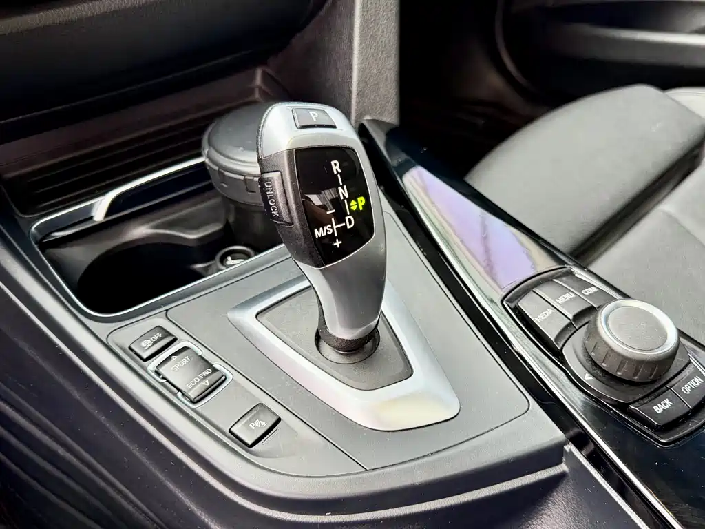 BMW 3 Series 2018 320Li Fashion Model купить на сайте DeffCars