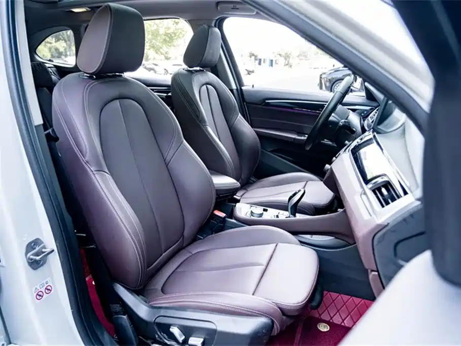 BMW X1 2021 sDrive25Li Leading Model купить на сайте DeffCars