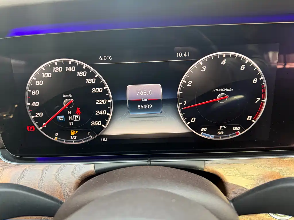 Mercedes-Benz E-Class 2019 E 300 L Fashion купить на сайте DeffCars